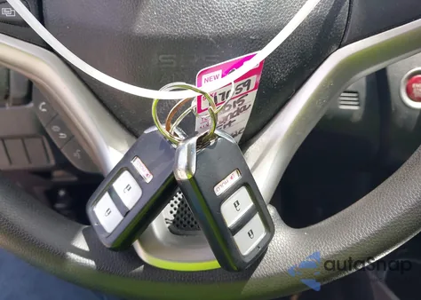 2015 Honda Fit Ex/Ex-L z USA, uszkodzony, nr VIN 3HGGK5H81FM740387